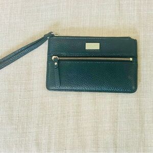 Kate Spade Black Zipper Wristlet